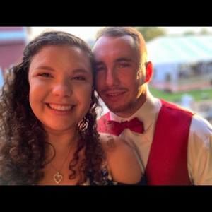 Meet your Posher, Alexis